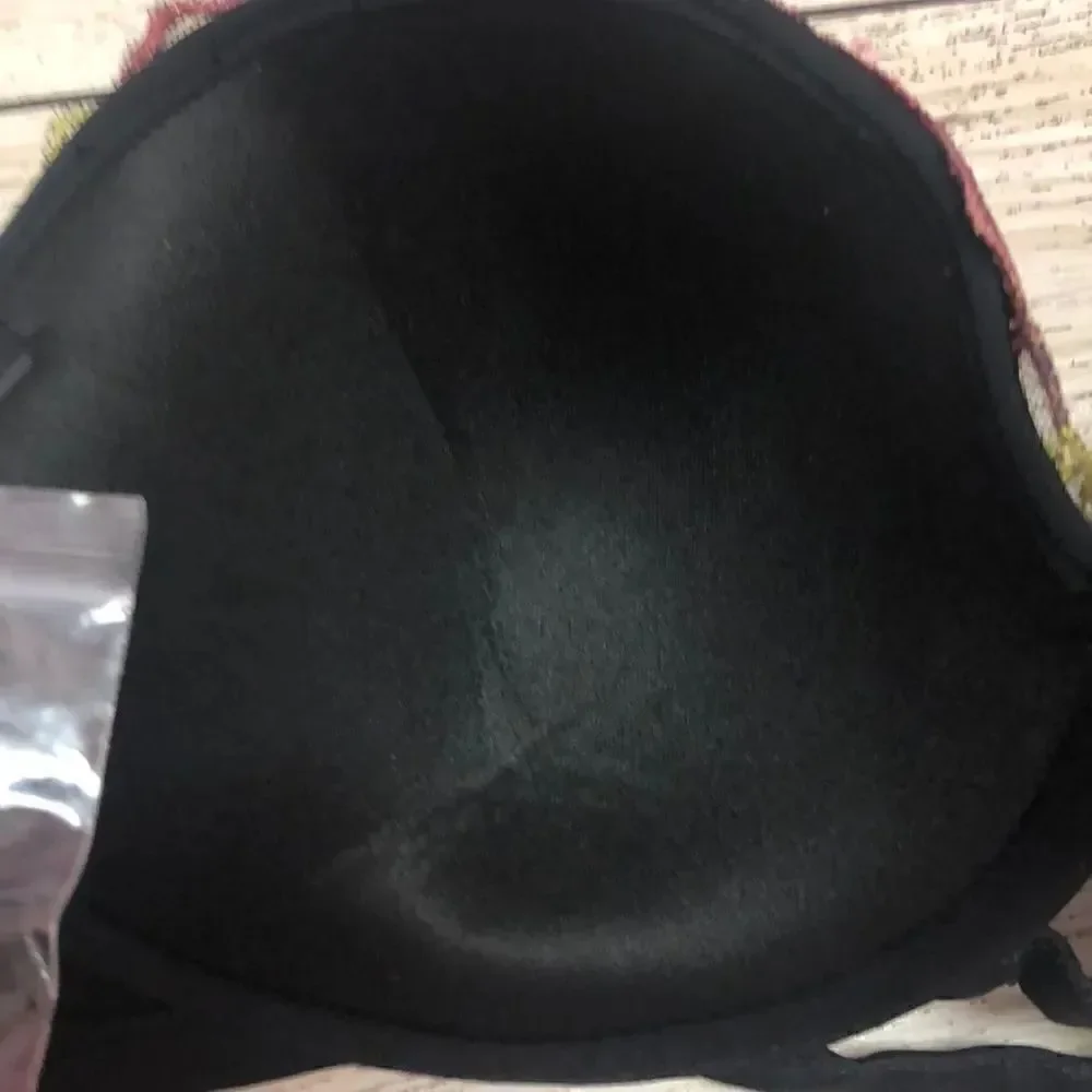 NWT Xhilaration embroidered push-up bikini top